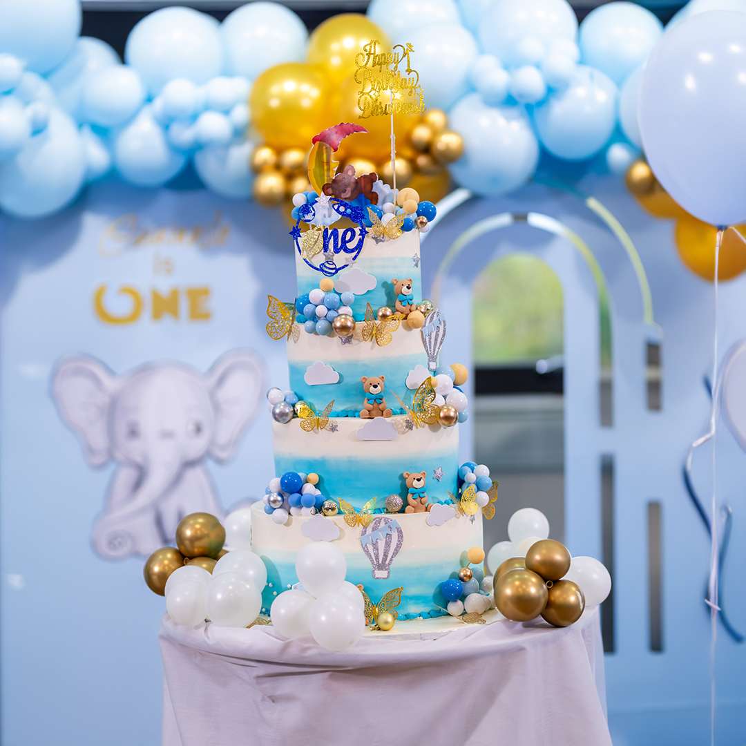 1st Birthday Celebration Cake