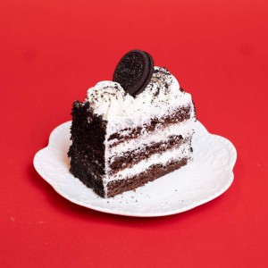 Cookies & Cream Cake Slices
